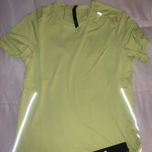SOLD NWT Lululemon Fast & Free Short Sleeve